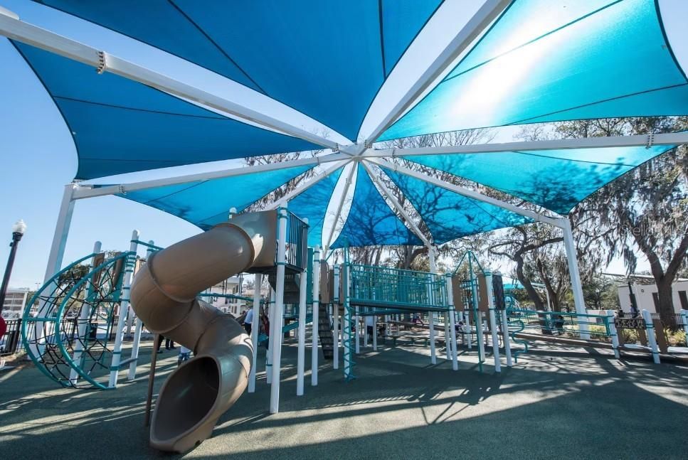 Под контрактом: $210,000 (3 спален, 2 ванн, 1200 Квадратных фут)