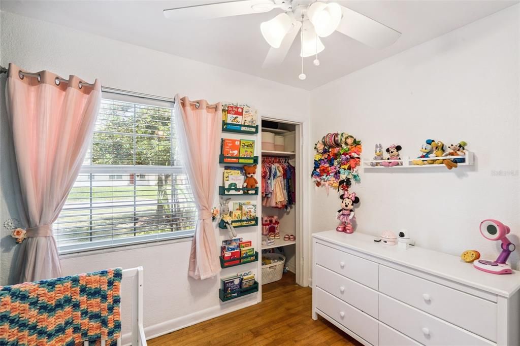 Active With Contract: $325,000 (3 beds, 2 baths, 1258 Square Feet)