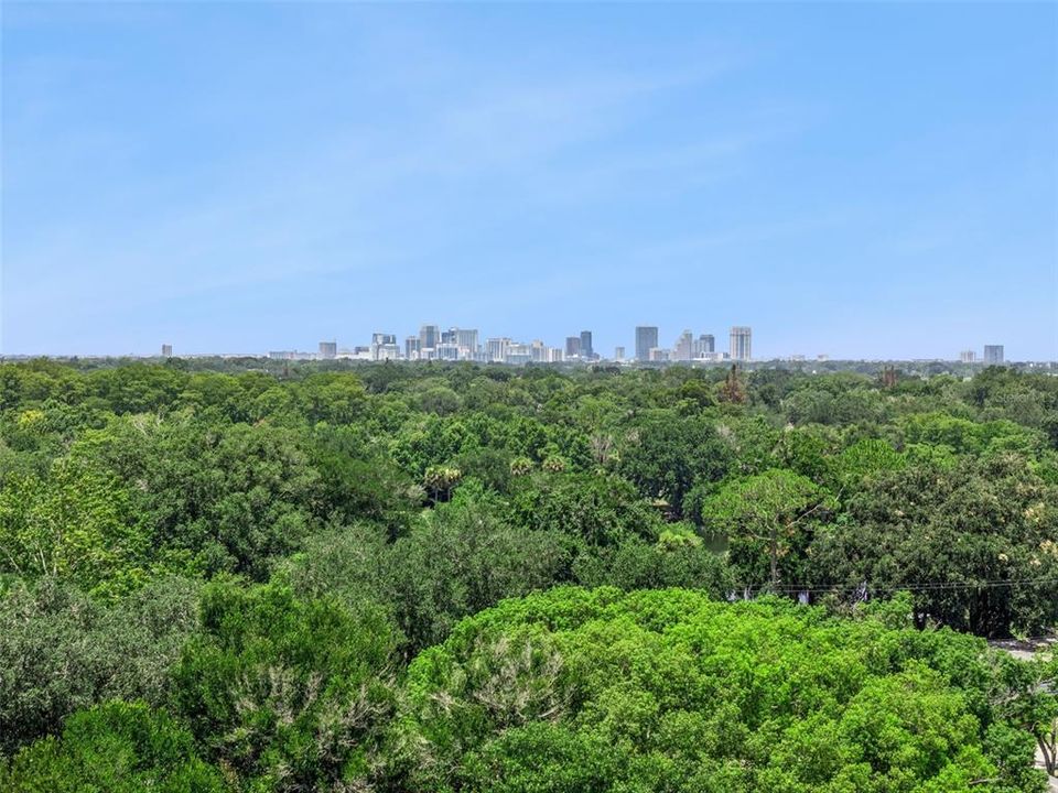 Active With Contract: $325,000 (3 beds, 2 baths, 1258 Square Feet)