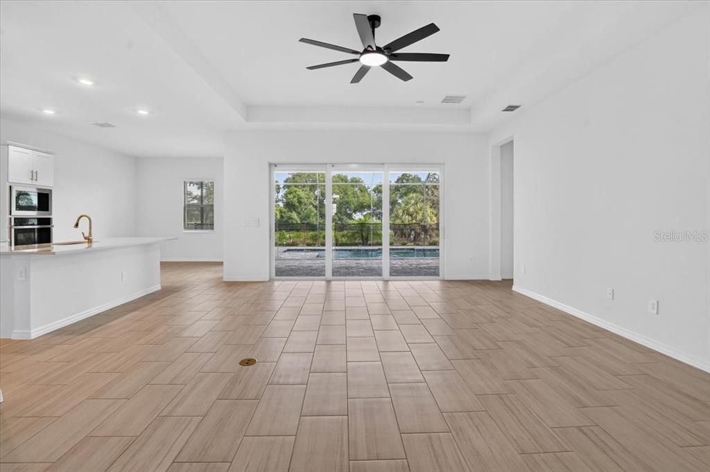 For Rent: $6,000 (4 beds, 3 baths, 2725 Square Feet)