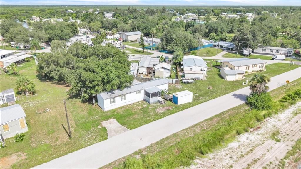 На продажу: $120,000 (2 спален, 2 ванн, 1124 Квадратных фут)