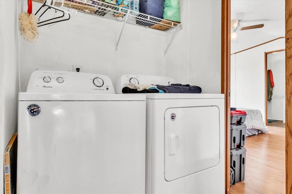 На продажу: $120,000 (2 спален, 2 ванн, 1124 Квадратных фут)