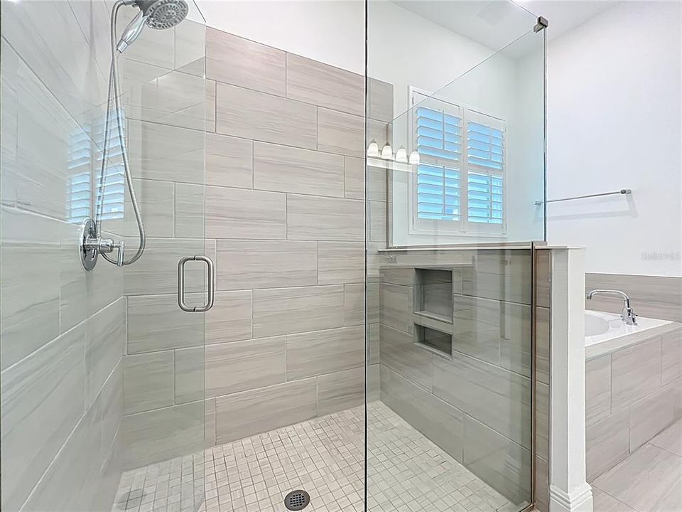 En Venta: $1,450,000 (5 camas, 3 baños, 3596 Pies cuadrados)