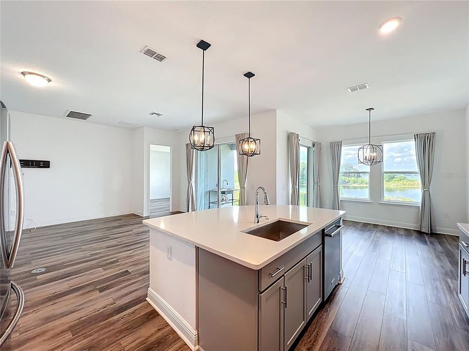 En Venta: $1,450,000 (5 camas, 3 baños, 3596 Pies cuadrados)