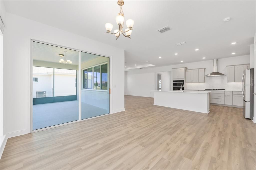En Venta: $526,545 (2 camas, 2 baños, 2145 Pies cuadrados)