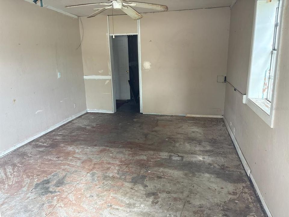 En Venta: $255,000 (3 camas, 2 baños, 1458 Pies cuadrados)