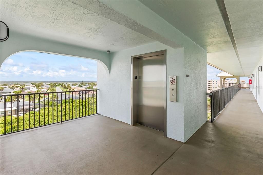En Venta: $314,900 (2 camas, 2 baños, 983 Pies cuadrados)