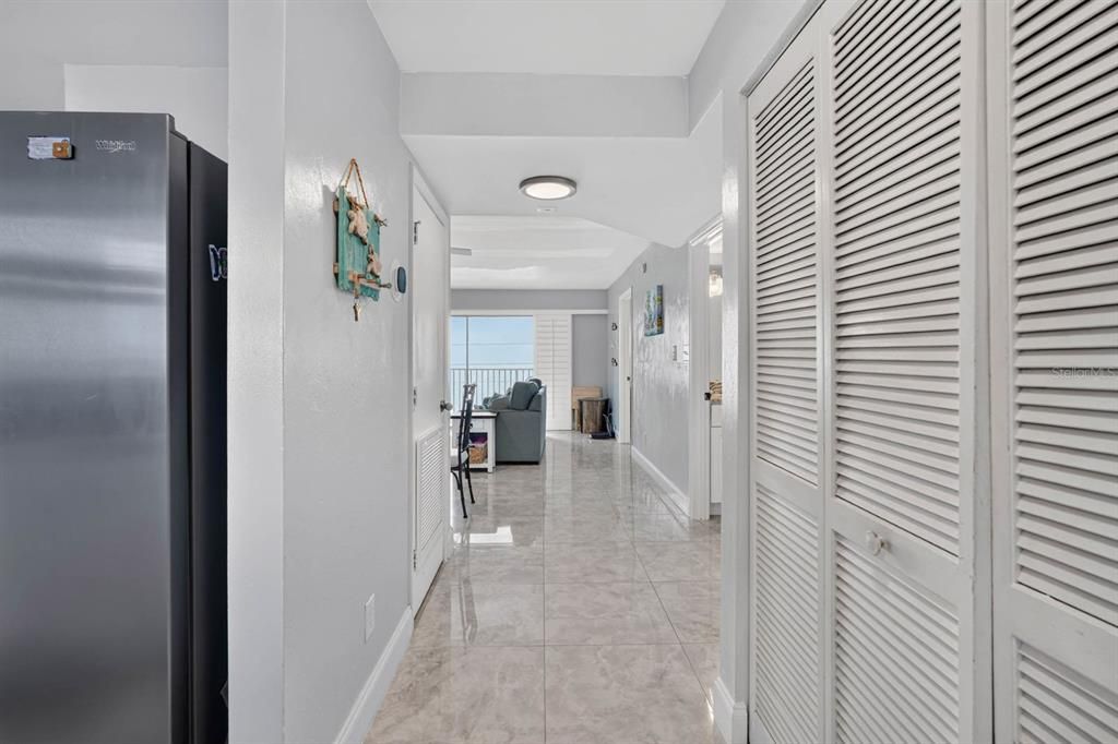 En Venta: $314,900 (2 camas, 2 baños, 983 Pies cuadrados)