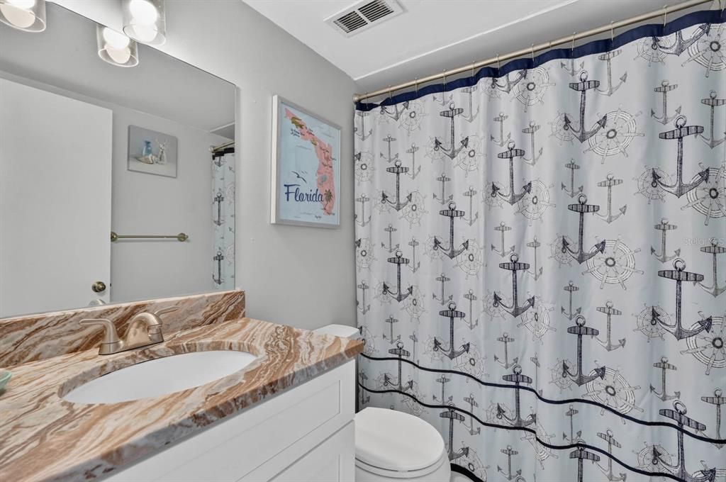 En Venta: $314,900 (2 camas, 2 baños, 983 Pies cuadrados)