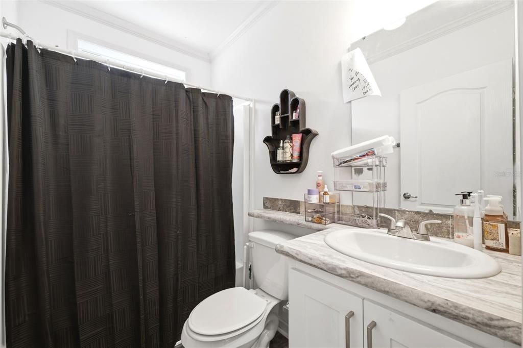 En Venta: $329,900 (3 camas, 2 baños, 1500 Pies cuadrados)