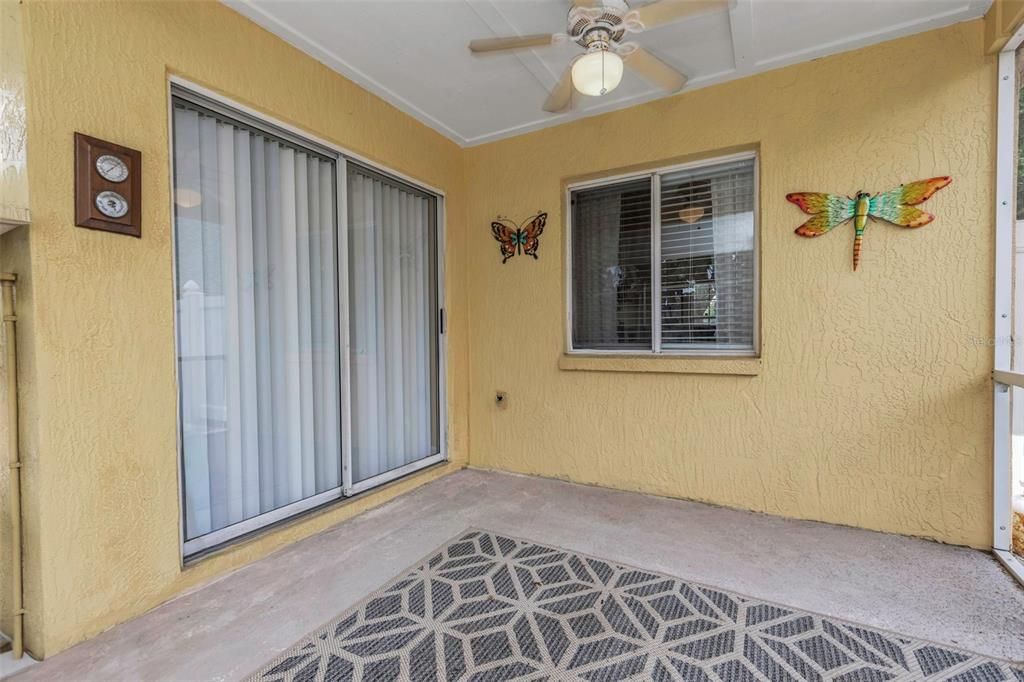 На продажу: $479,900 (4 спален, 2 ванн, 1718 Квадратных фут)