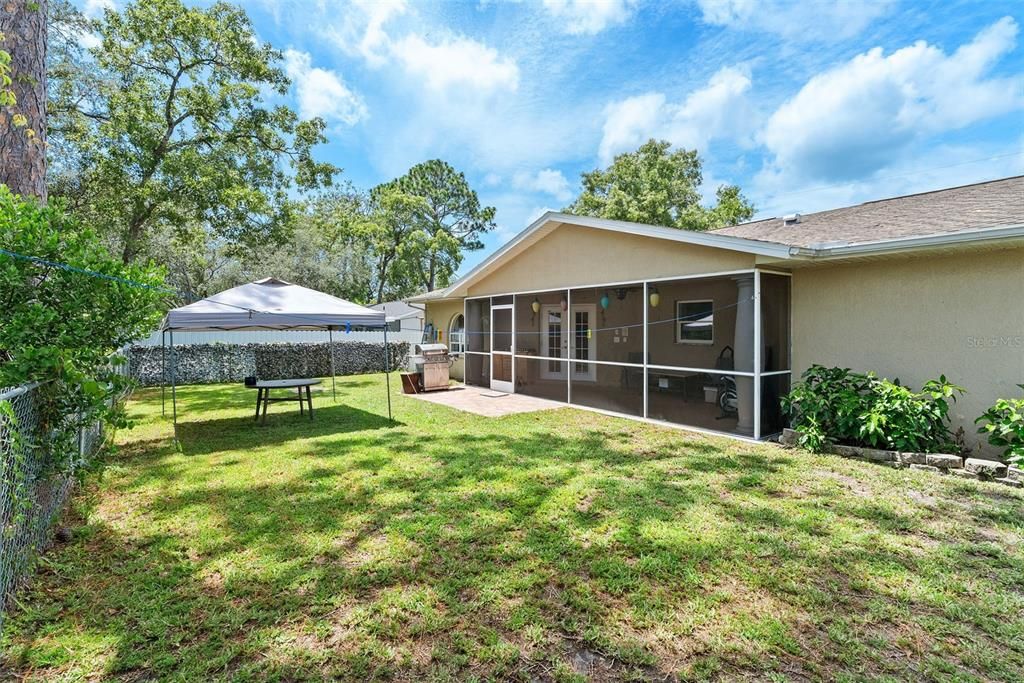 For Sale: $299,900 (3 beds, 2 baths, 1575 Square Feet)