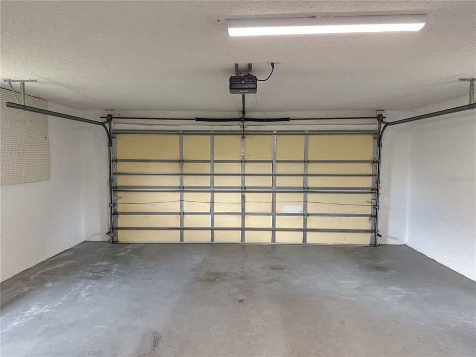 For Sale: $240,000 (2 beds, 2 baths, 1332 Square Feet)