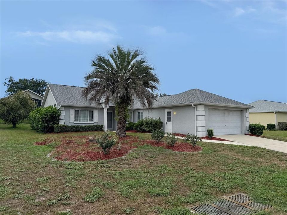 For Sale: $240,000 (2 beds, 2 baths, 1332 Square Feet)