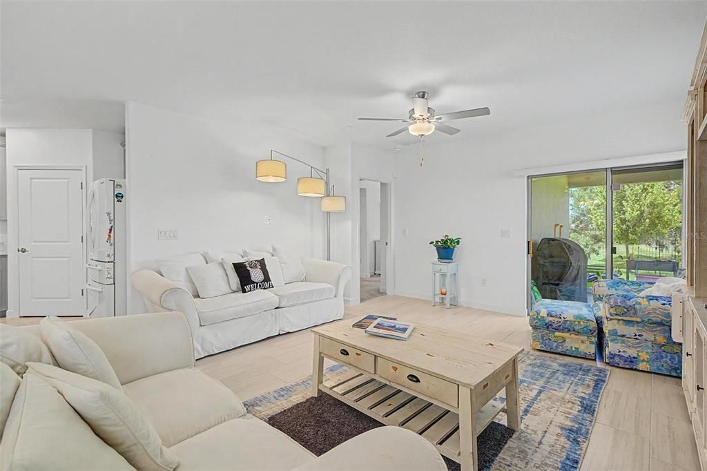 For Sale: $285,000 (2 beds, 2 baths, 1625 Square Feet)