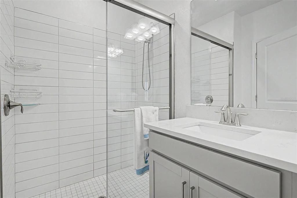 For Sale: $285,000 (2 beds, 2 baths, 1625 Square Feet)