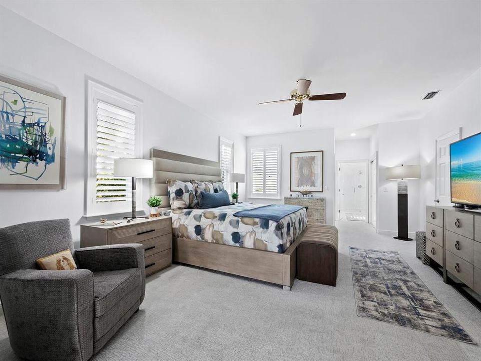 Vendido Recientemente: $2,600,000 (4 camas, 3 baños, 2836 Pies cuadrados)