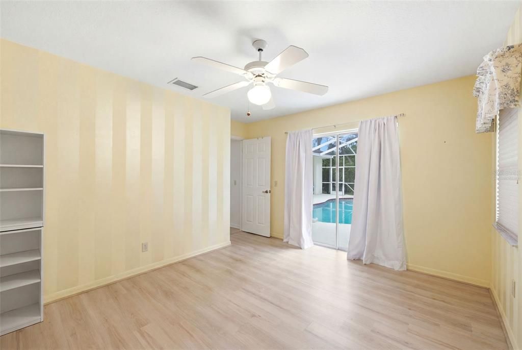 En Venta: $324,900 (3 camas, 2 baños, 2166 Pies cuadrados)