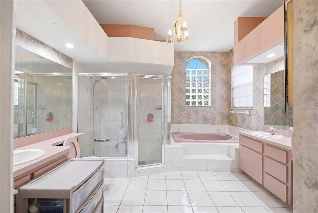 En Venta: $324,900 (3 camas, 2 baños, 2166 Pies cuadrados)