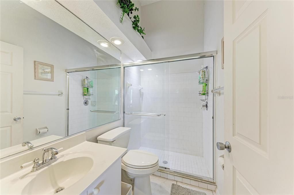 На продажу: $359,000 (2 спален, 2 ванн, 1368 Квадратных фут)
