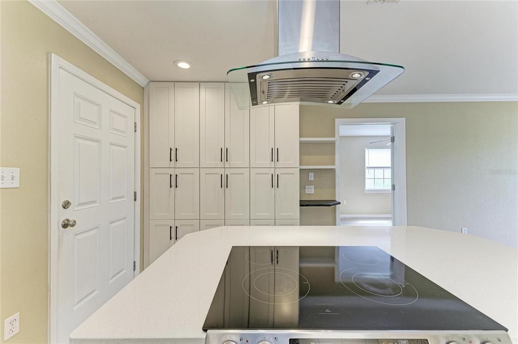 En Venta: $799,000 (3 camas, 2 baños, 1191 Pies cuadrados)