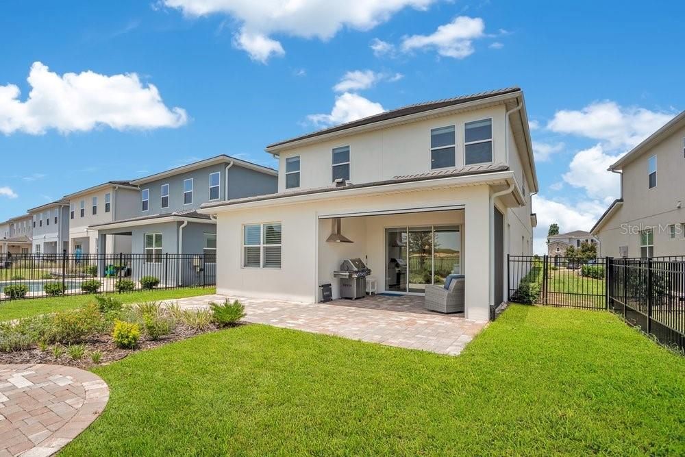 En Venta: $895,000 (5 camas, 3 baños, 3063 Pies cuadrados)