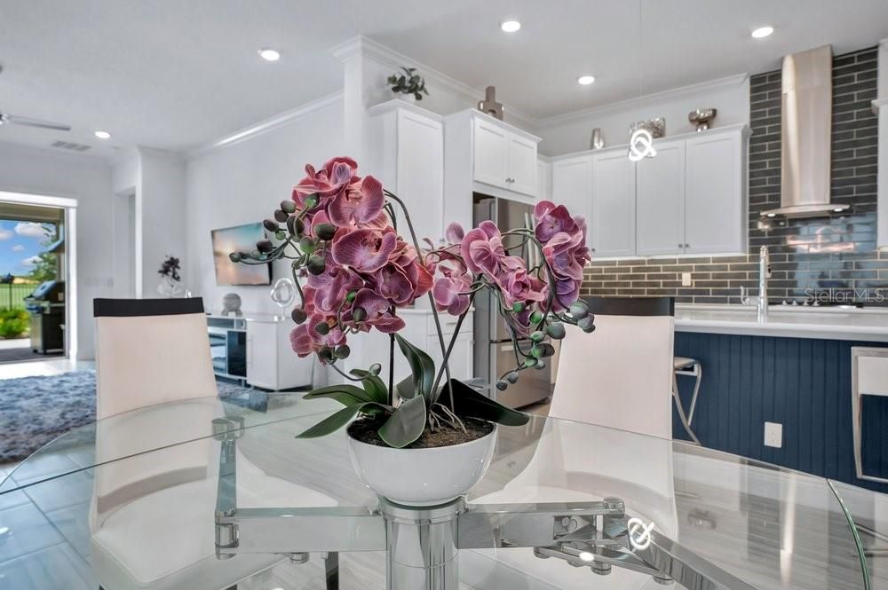 En Venta: $895,000 (5 camas, 3 baños, 3063 Pies cuadrados)