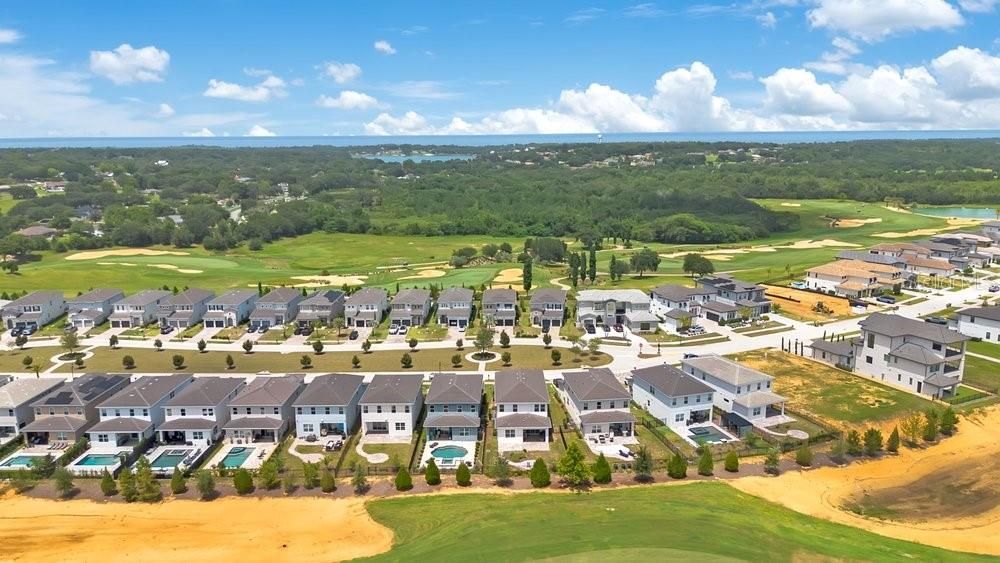 En Venta: $895,000 (5 camas, 3 baños, 3063 Pies cuadrados)