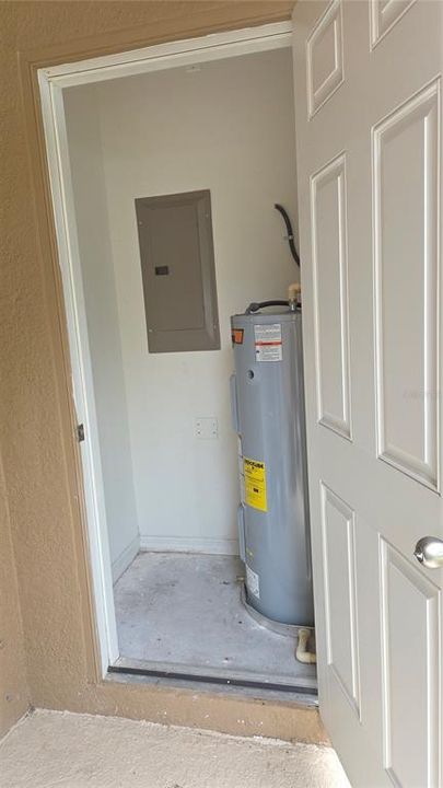 For Rent: $2,000 (2 beds, 2 baths, 1176 Square Feet)