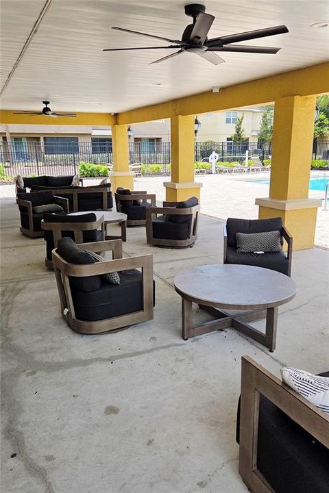 For Rent: $2,000 (2 beds, 2 baths, 1176 Square Feet)