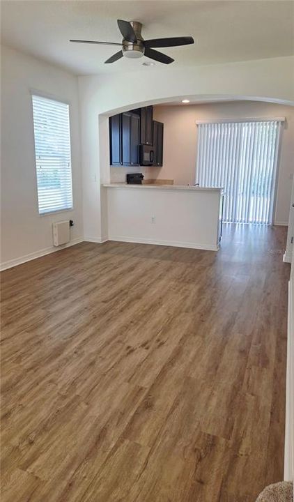 For Rent: $2,000 (2 beds, 2 baths, 1176 Square Feet)