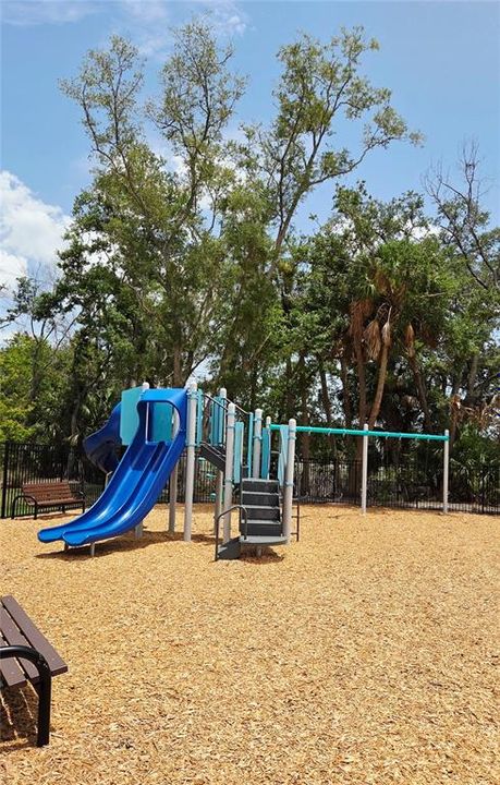 For Rent: $2,000 (2 beds, 2 baths, 1176 Square Feet)