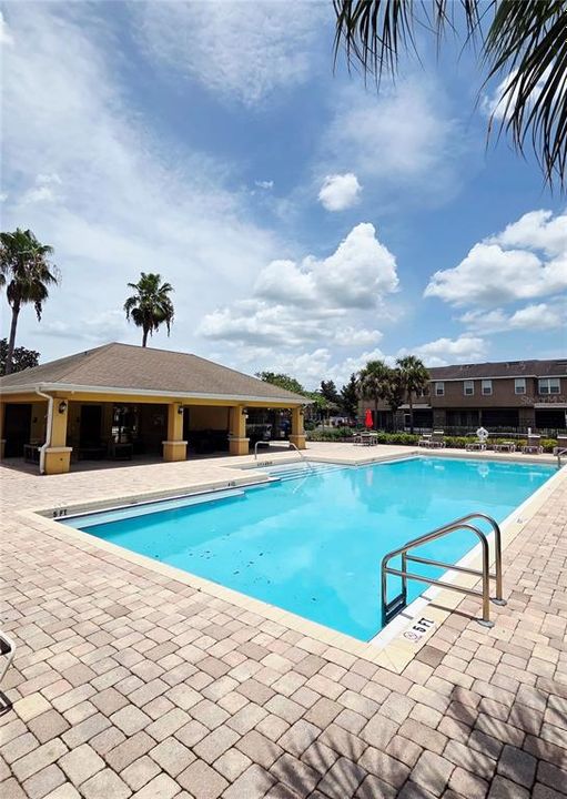 For Rent: $2,000 (2 beds, 2 baths, 1176 Square Feet)