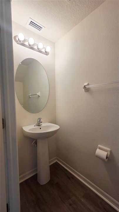For Rent: $2,000 (2 beds, 2 baths, 1176 Square Feet)