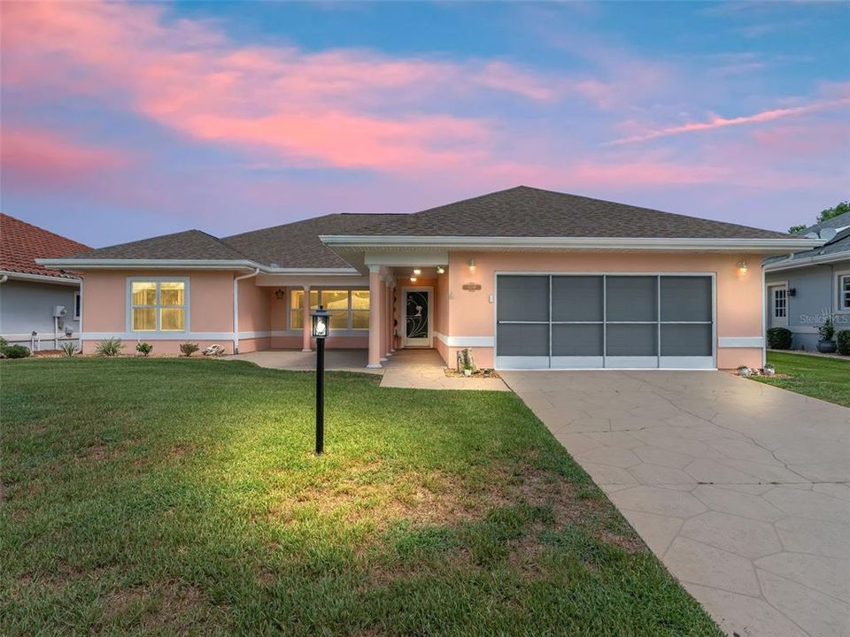 En Venta: $289,000 (3 camas, 2 baños, 2068 Pies cuadrados)