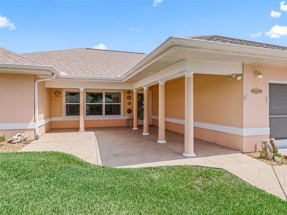 En Venta: $289,000 (3 camas, 2 baños, 2068 Pies cuadrados)