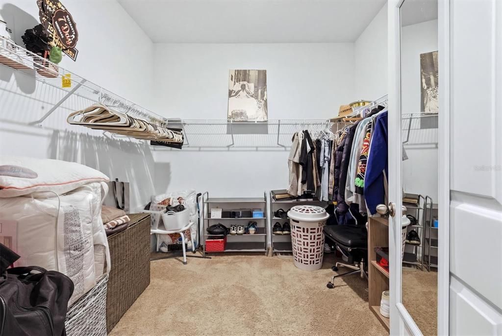 For Sale: $300,000 (3 beds, 2 baths, 1764 Square Feet)