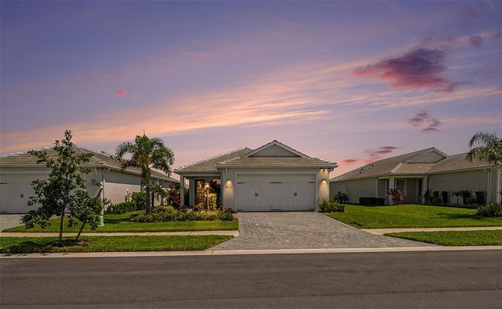 На продажу: $619,999 (3 спален, 2 ванн, 1810 Квадратных фут)