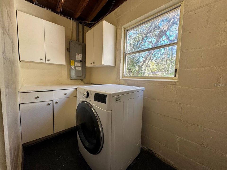 В аренду: $1,850 (3 спален, 2 ванн, 1306 Квадратных фут)