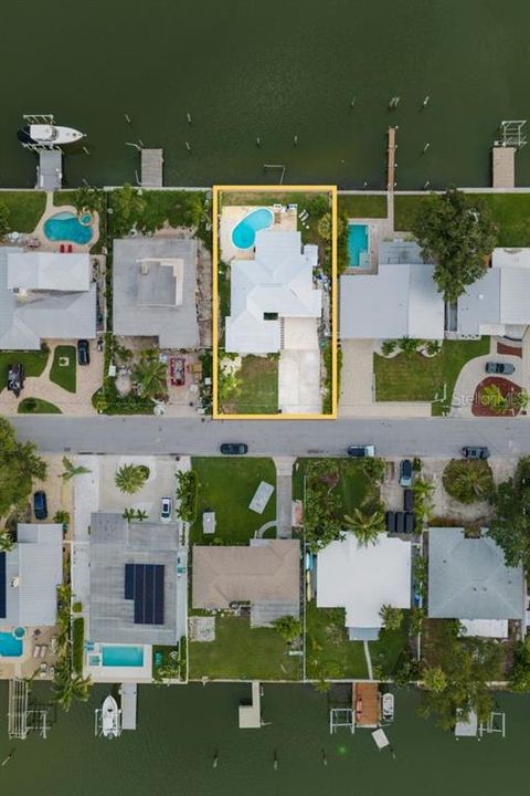 En Venta: $949,000 (3 camas, 2 baños, 1916 Pies cuadrados)