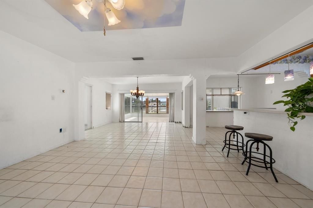 En Venta: $949,000 (3 camas, 2 baños, 1916 Pies cuadrados)