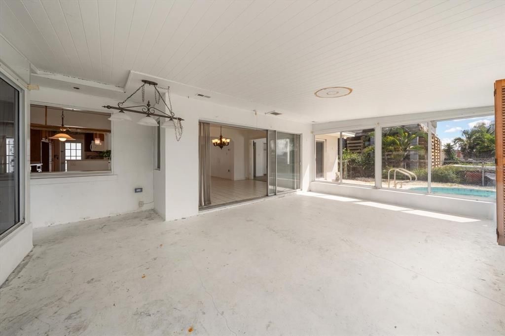 En Venta: $949,000 (3 camas, 2 baños, 1916 Pies cuadrados)