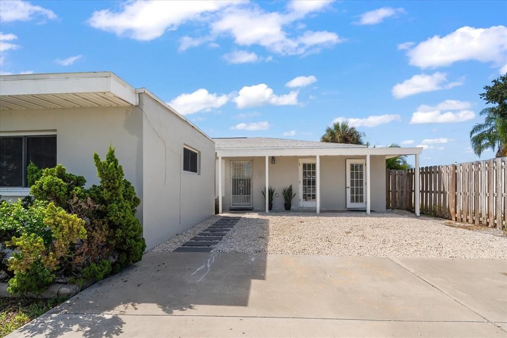 En Venta: $949,000 (3 camas, 2 baños, 1916 Pies cuadrados)