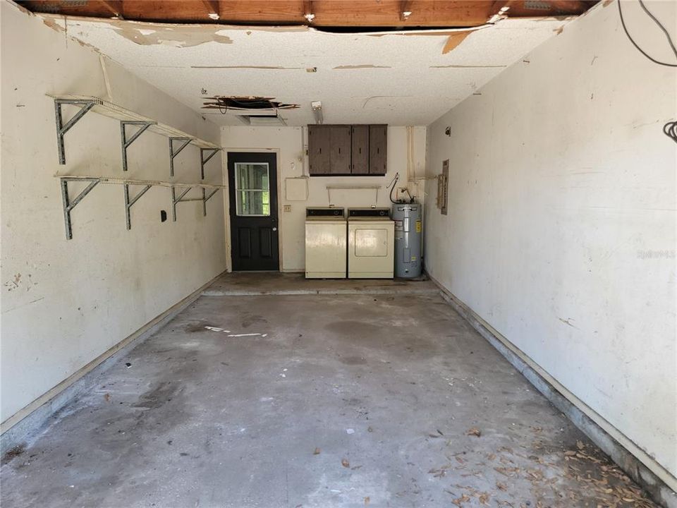 На продажу: $169,900 (2 спален, 1 ванн, 1004 Квадратных фут)