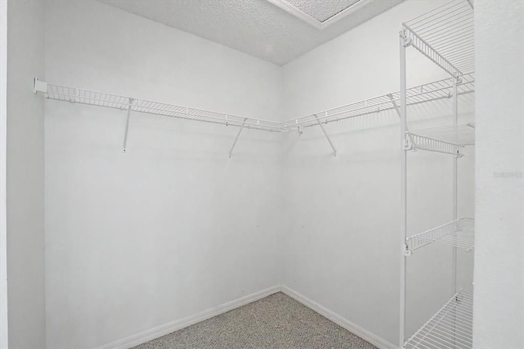 На продажу: $325,000 (4 спален, 2 ванн, 1787 Квадратных фут)