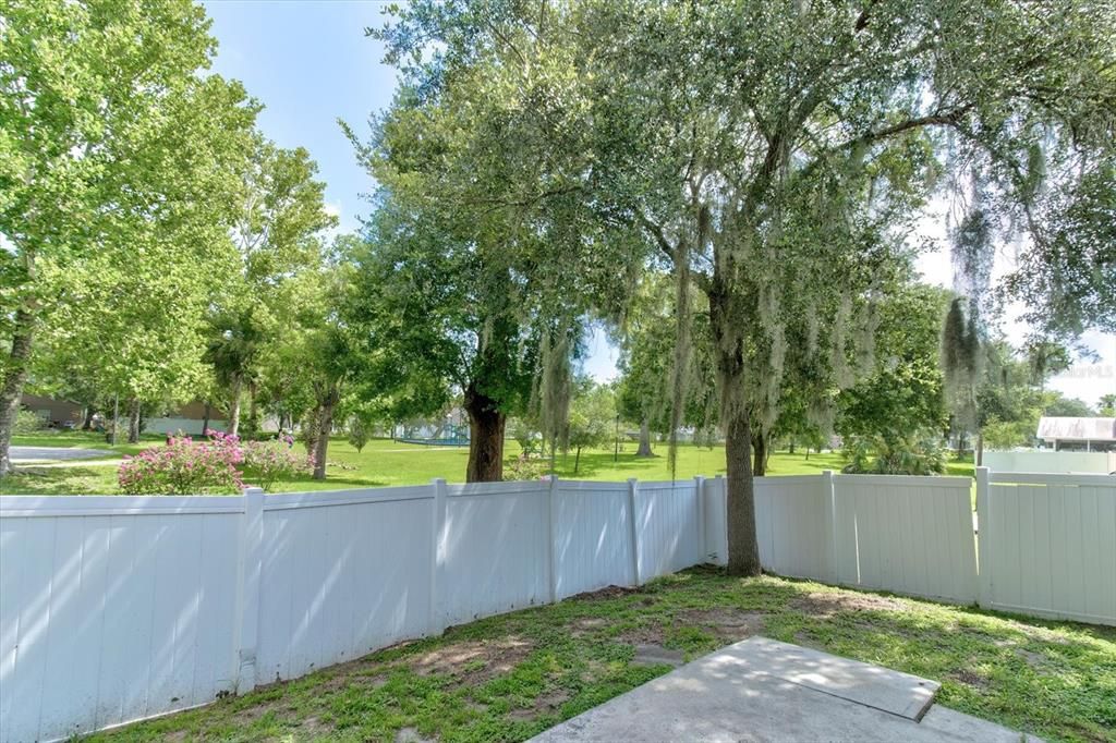На продажу: $325,000 (4 спален, 2 ванн, 1787 Квадратных фут)