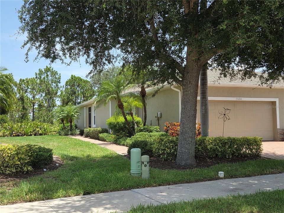 Active With Contract: $265,000 (3 beds, 2 baths, 1349 Square Feet)