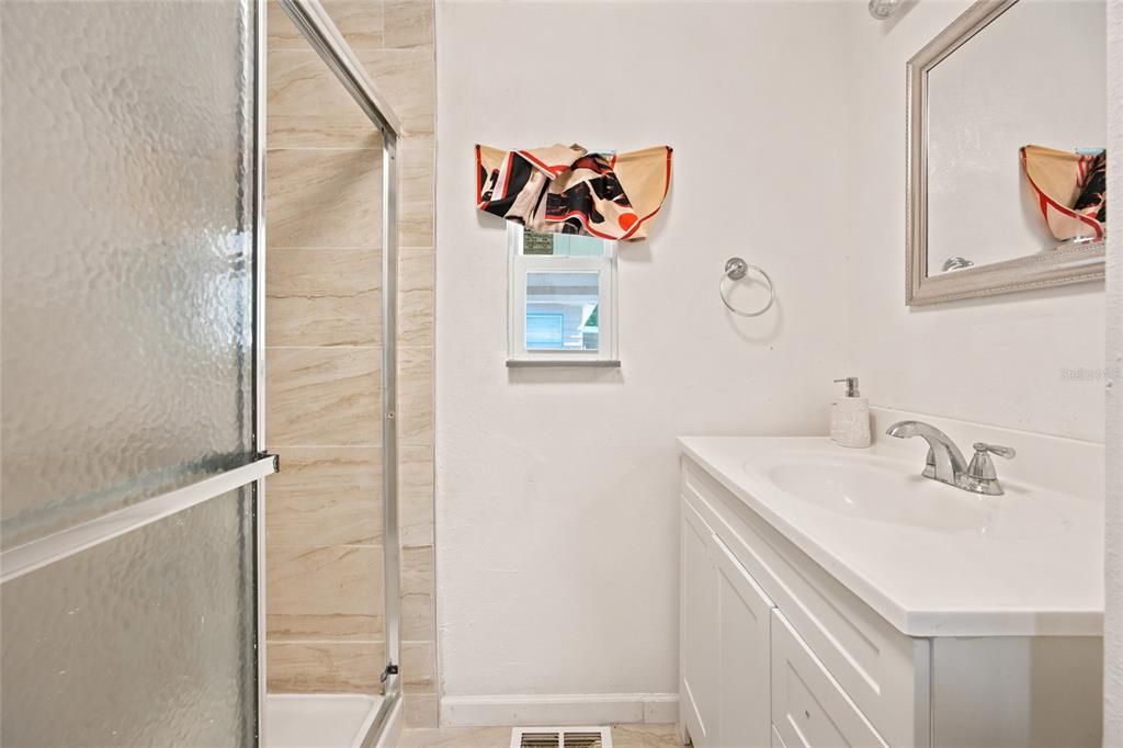 For Sale: $150,000 (2 beds, 2 baths, 1080 Square Feet)