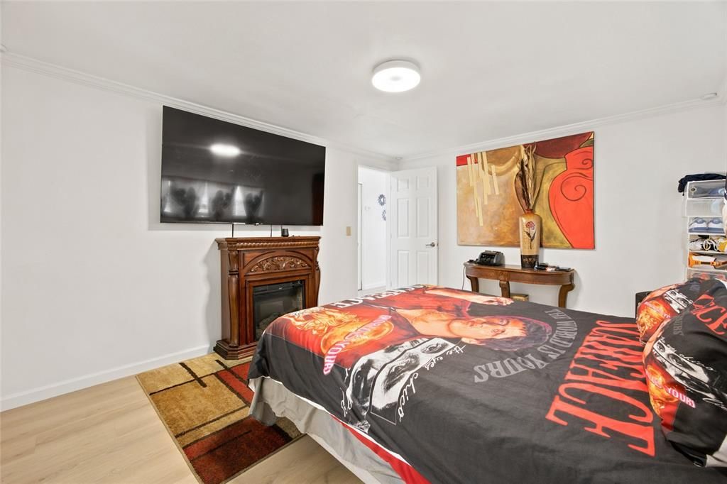 For Sale: $150,000 (2 beds, 2 baths, 1080 Square Feet)