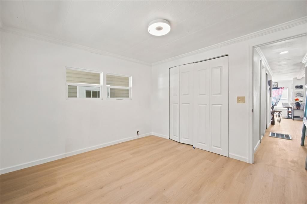 For Sale: $150,000 (2 beds, 2 baths, 1080 Square Feet)